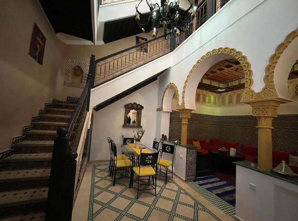 Chez L'Amazigh Riad มาร์ราเกช ภายนอก รูปภาพ