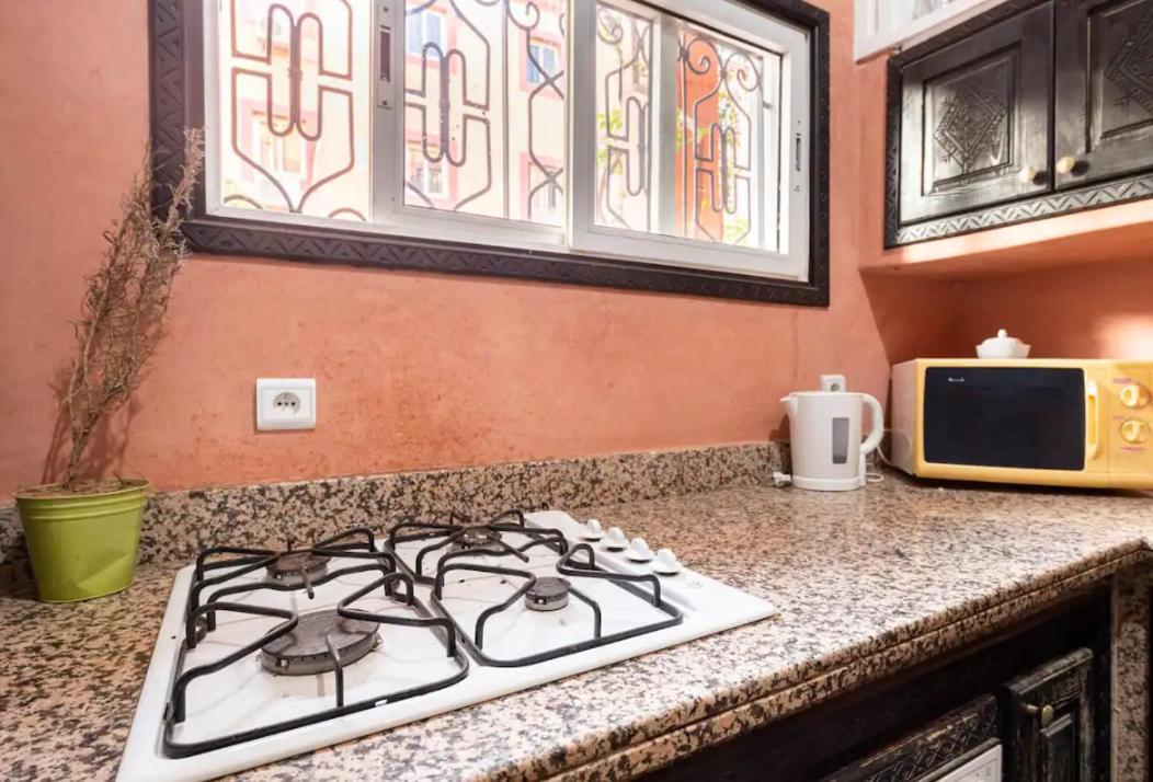 Chez L'Amazigh Riad มาร์ราเกช ภายนอก รูปภาพ