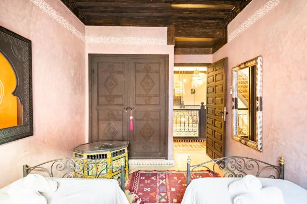 Chez L'Amazigh Riad มาร์ราเกช ภายนอก รูปภาพ